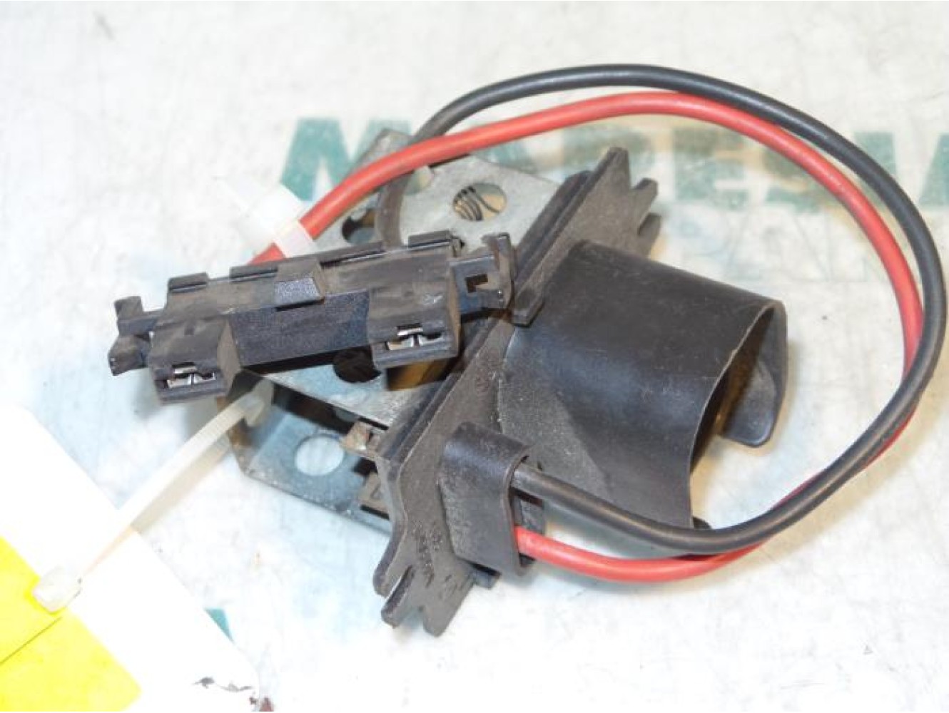 Renault - R19 - Heater resistor