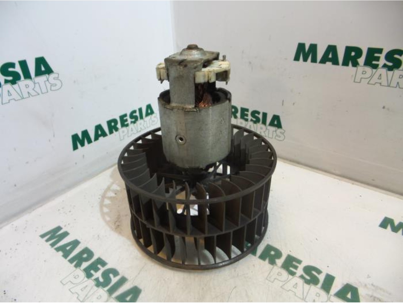 Renault - Kangoo - Heating and ventilation fan motor