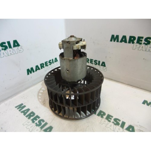 Renault - Kangoo - Heating and ventilation fan motor