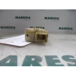Renault - Laguna - Tailgate lock mechanism