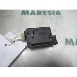 Renault - Laguna - Tailgate lock mechanism