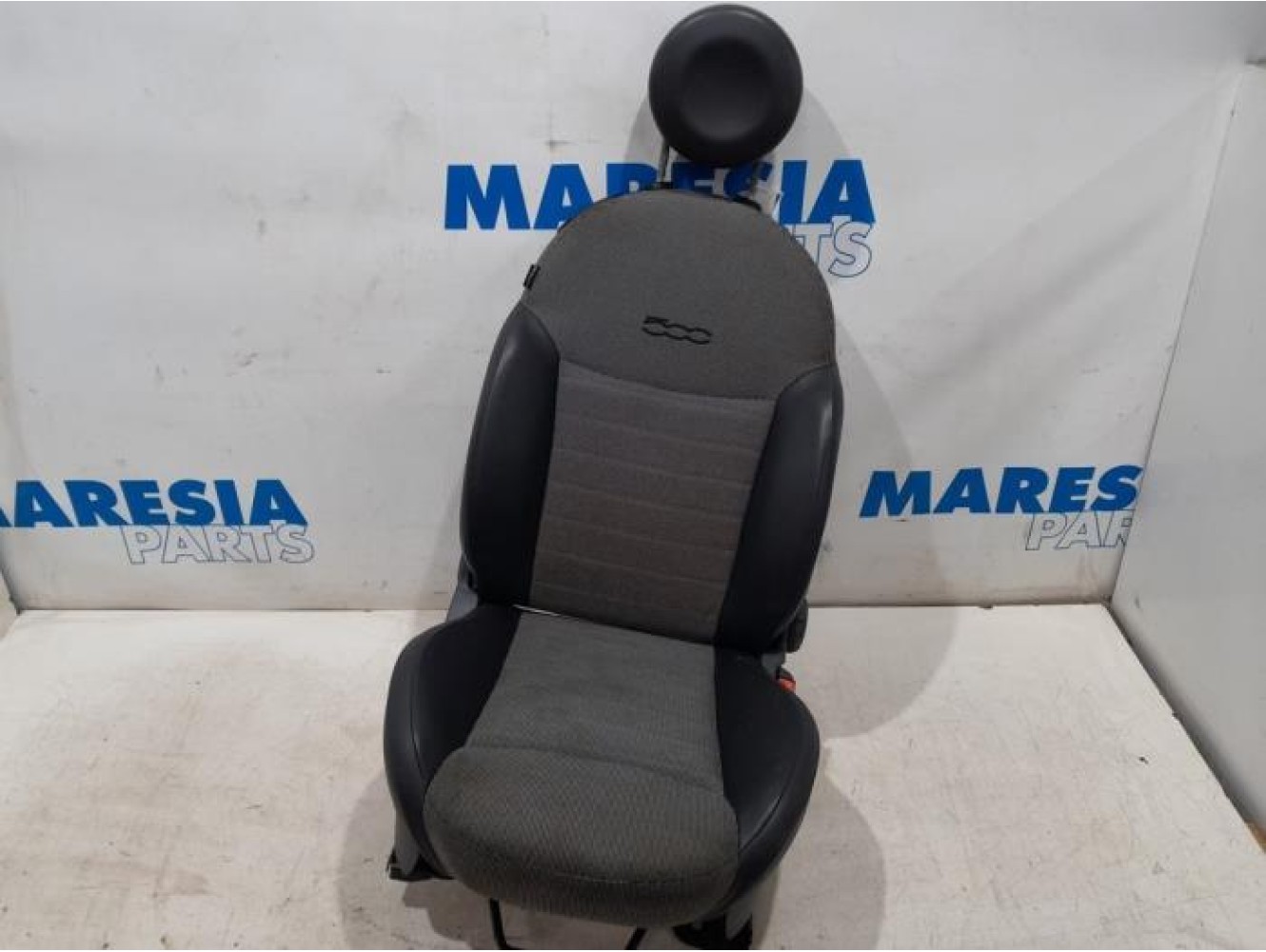Fiat - 500 - Seat, right