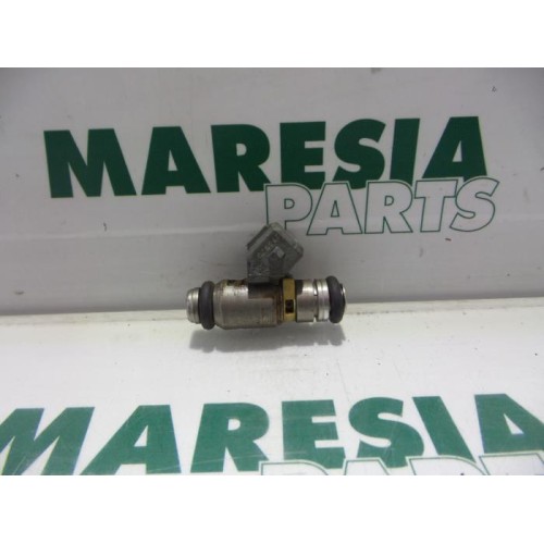 Renault - Megane Scenic - Injector (petrol injection)