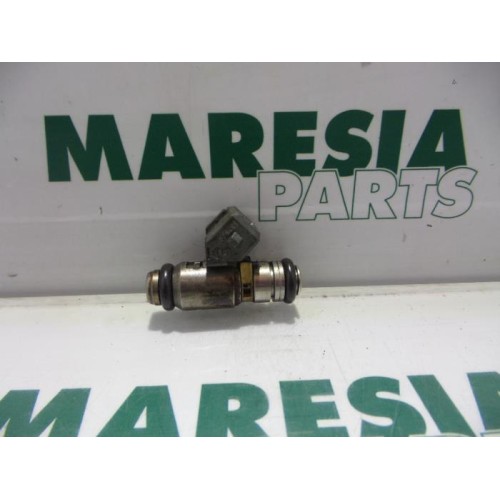 Renault - Megane Scenic - Injector (petrol injection)