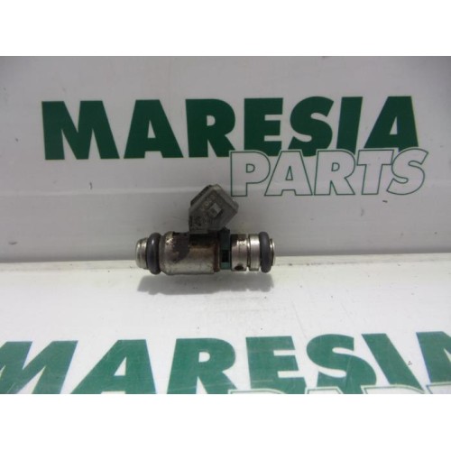 Renault - Megane Scenic - Injector (petrol injection)