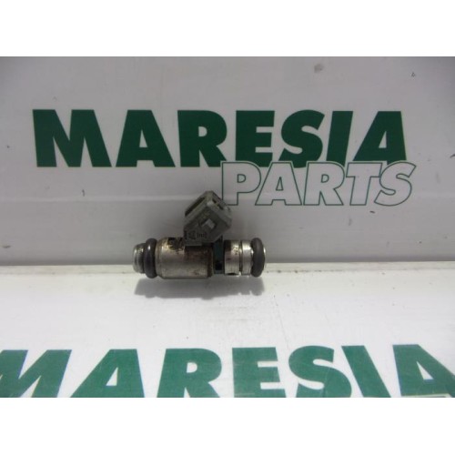 Renault - Megane Scenic - Injector (petrol injection)