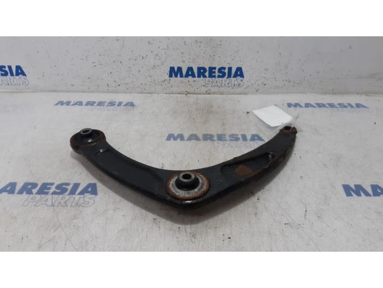 Peugeot - 307 - Front lower wishbone, left