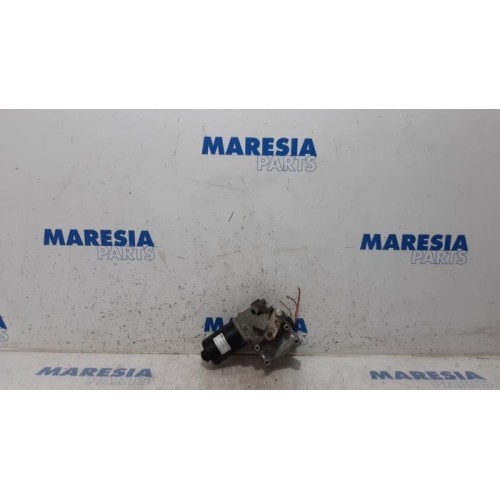 Peugeot - 307 - Front wiper motor