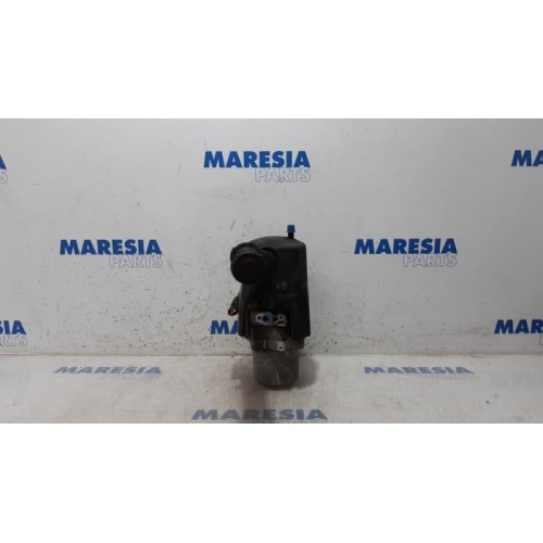 Peugeot - 307 - Power steering pump