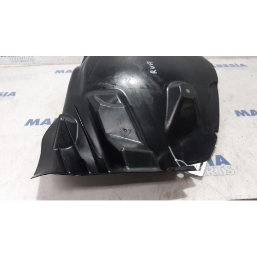 Renault - Megane - Wheel arch liner