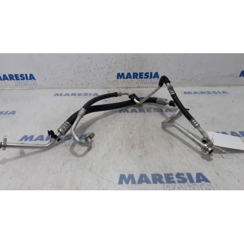 Renault - Megane - Air conditioning line
