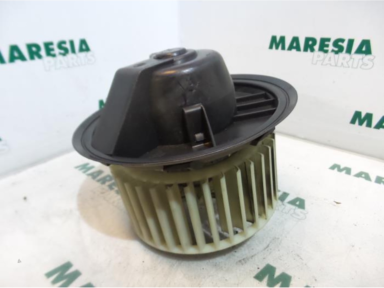 Alfa Romeo - 155 - Moteur de ventilation chauffage