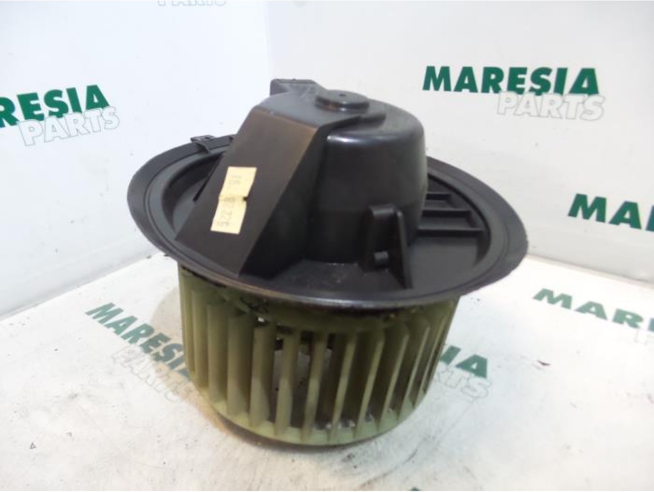 Alfa Romeo - 155 - Heating and ventilation fan motor