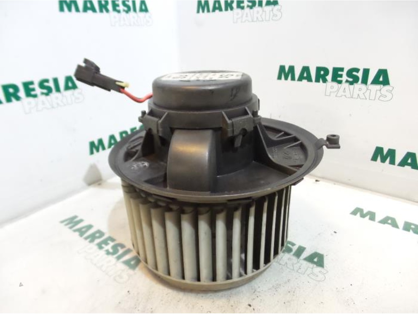 Alfa Romeo - 147 - Heating and ventilation fan motor
