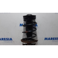 Renault - Laguna - Front shock absorber rod, right