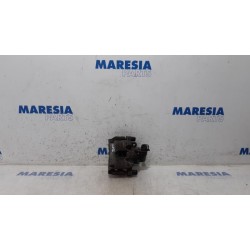 Renault - Laguna - Bremszange links hinten