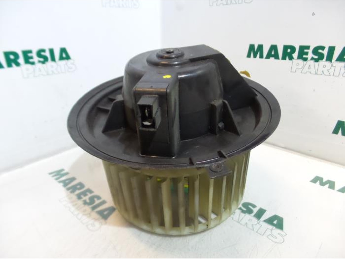 Fiat - Marea - Heating and ventilation fan motor