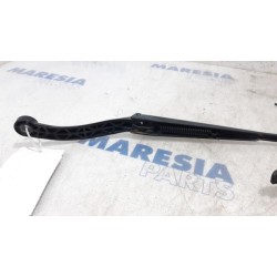 Peugeot - 307 - Front wiper arm