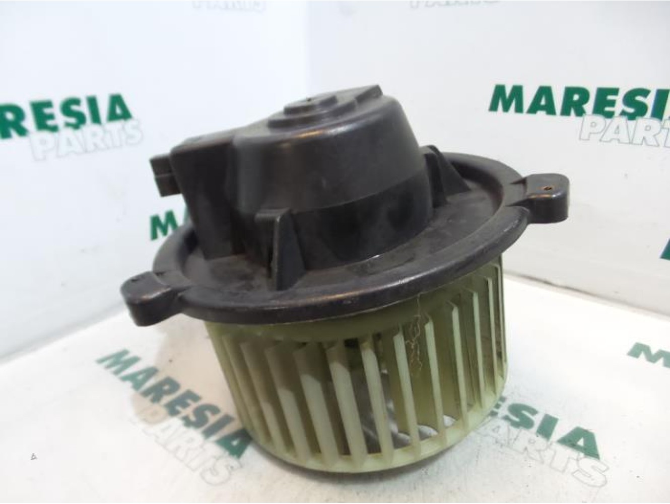 Lancia - Y(Psilon) - Heating and ventilation fan motor