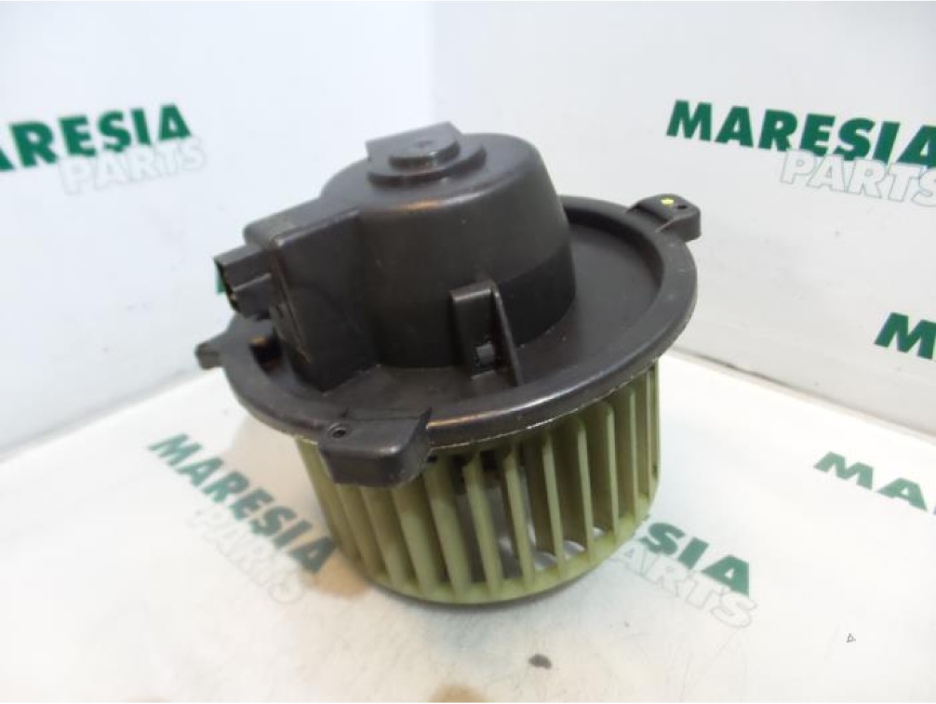 Lancia - Y(Psilon) - Heating and ventilation fan motor