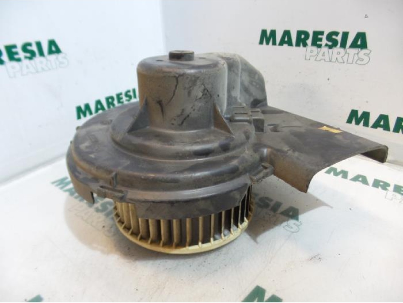 Citroen - AX - Heating and ventilation fan motor