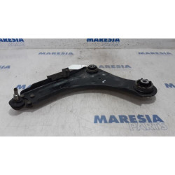 Renault - Scenic - Front lower wishbone, left