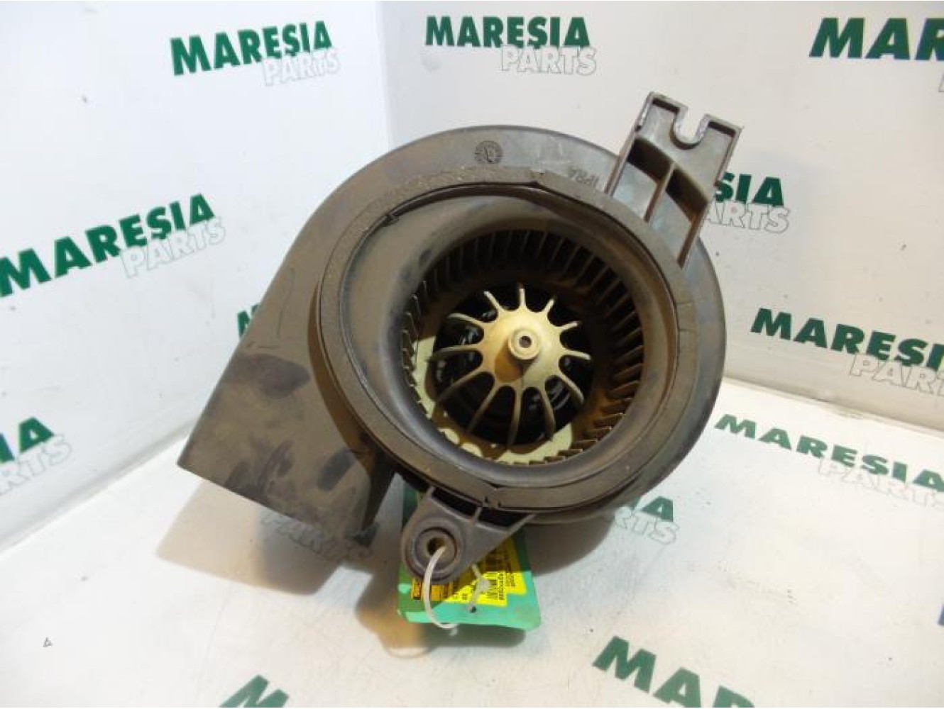 Citroen - AX - Heating and ventilation fan motor
