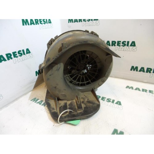 Renault - R19 - Heating and ventilation fan motor