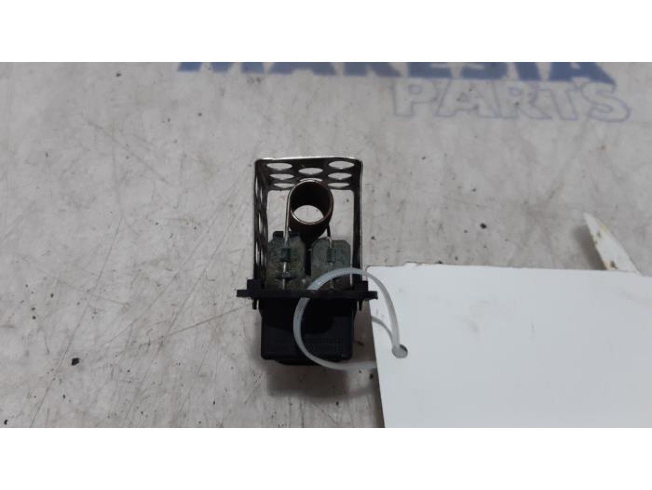 Renault - Scenic - Cooling fan resistor