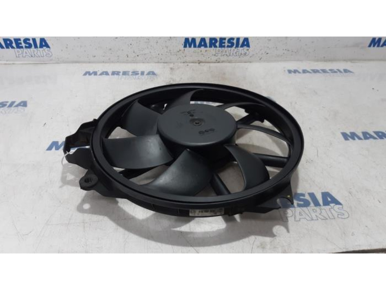 Renault - Scenic - Fan motor