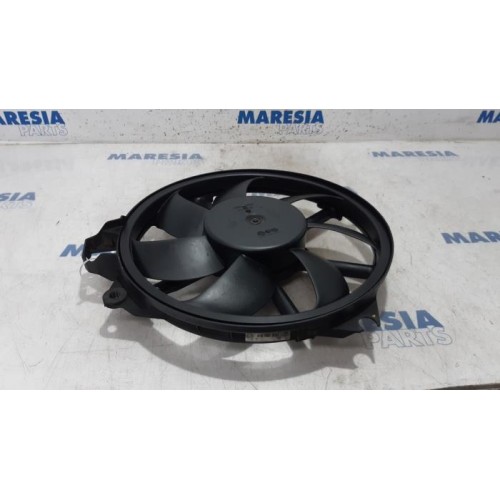 Renault - Scenic - Fan motor