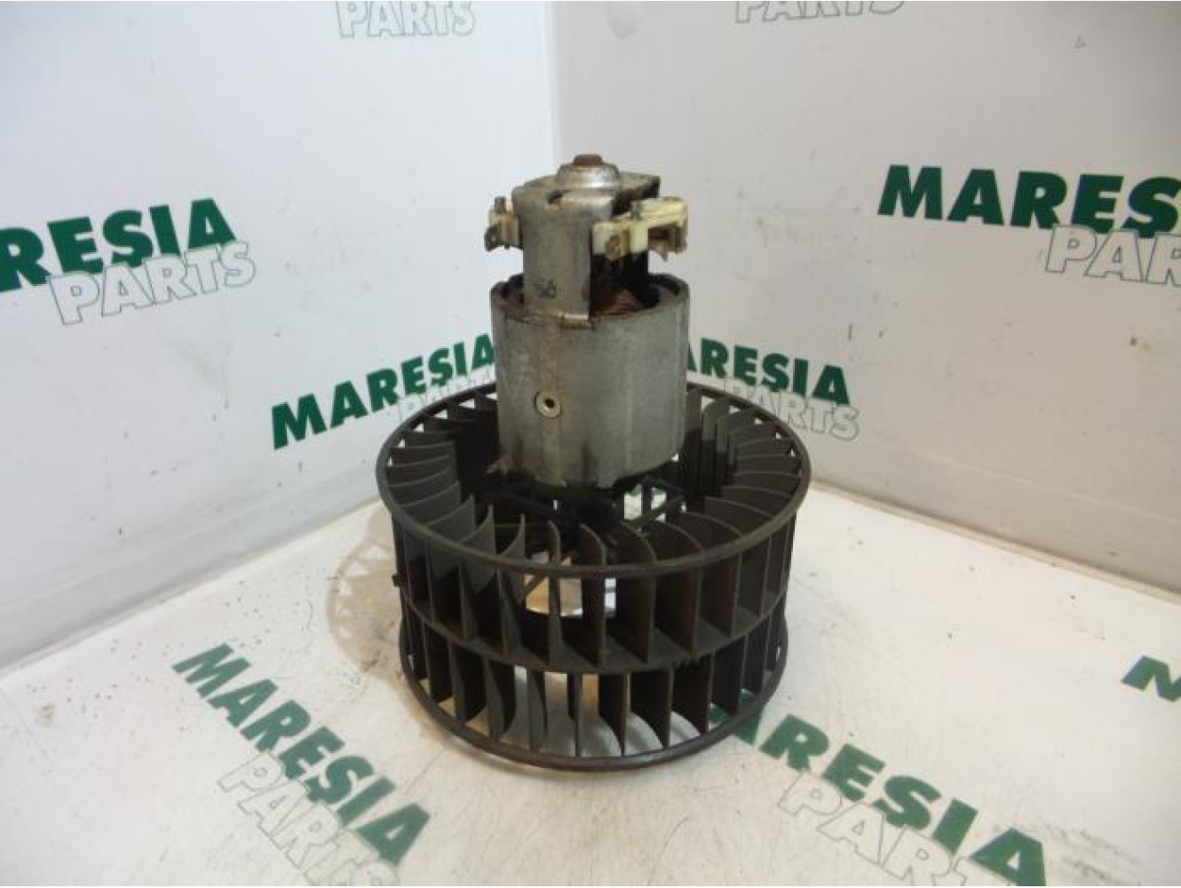 Renault - Kangoo - Heating and ventilation fan motor