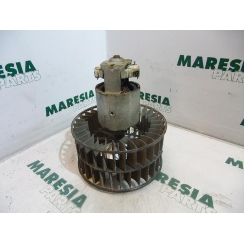 Renault - Kangoo - Heating and ventilation fan motor