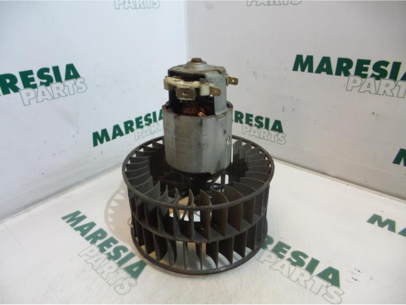 Renault - Kangoo - Heating and ventilation fan motor