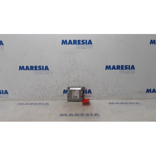 Renault - Laguna - Airbag Module