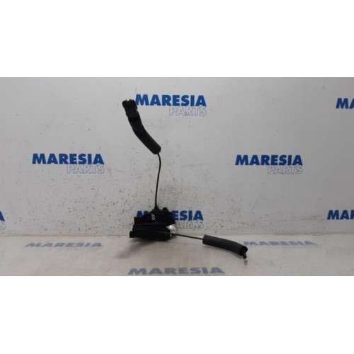 Renault - Laguna - Rear door lock mechanism 4-door, left