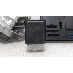 Renault - Scenic - Engine management computer