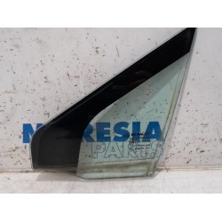 Renault - Scenic - Quarter light, front left