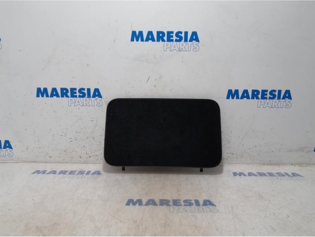 Renault - Scenic - Storage compartment
