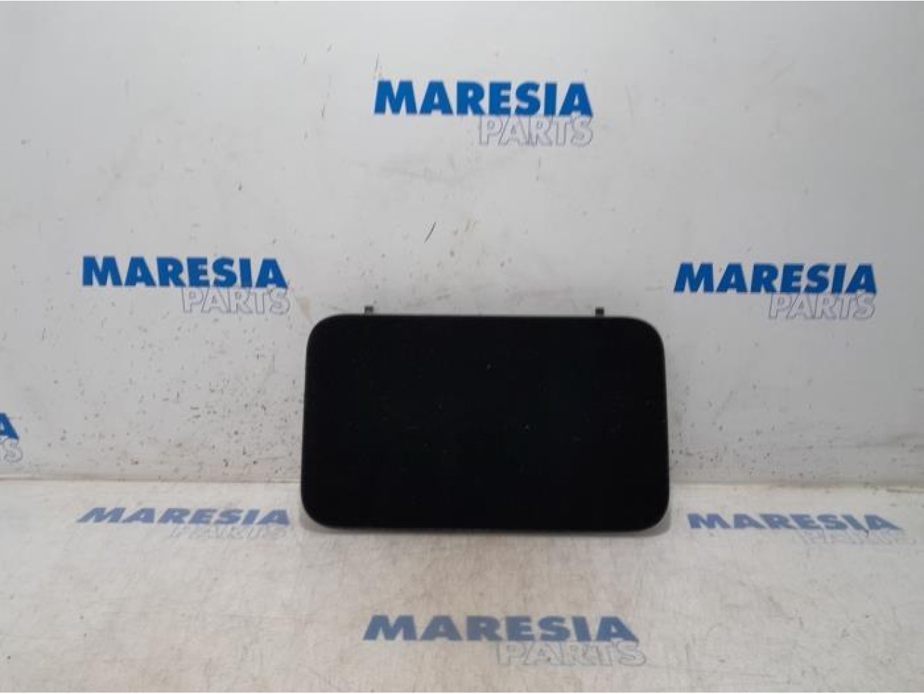 Renault - Scenic - Storage compartment