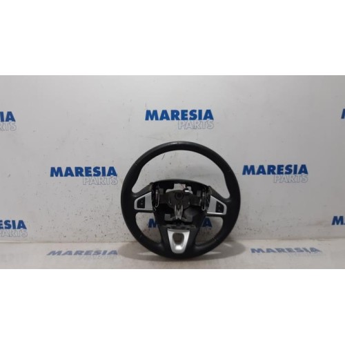 Renault - Scenic - Steering wheel