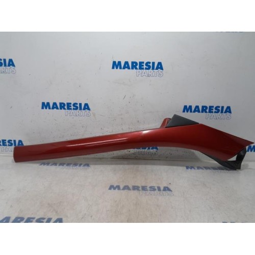 Renault - Scenic - Front strip, left