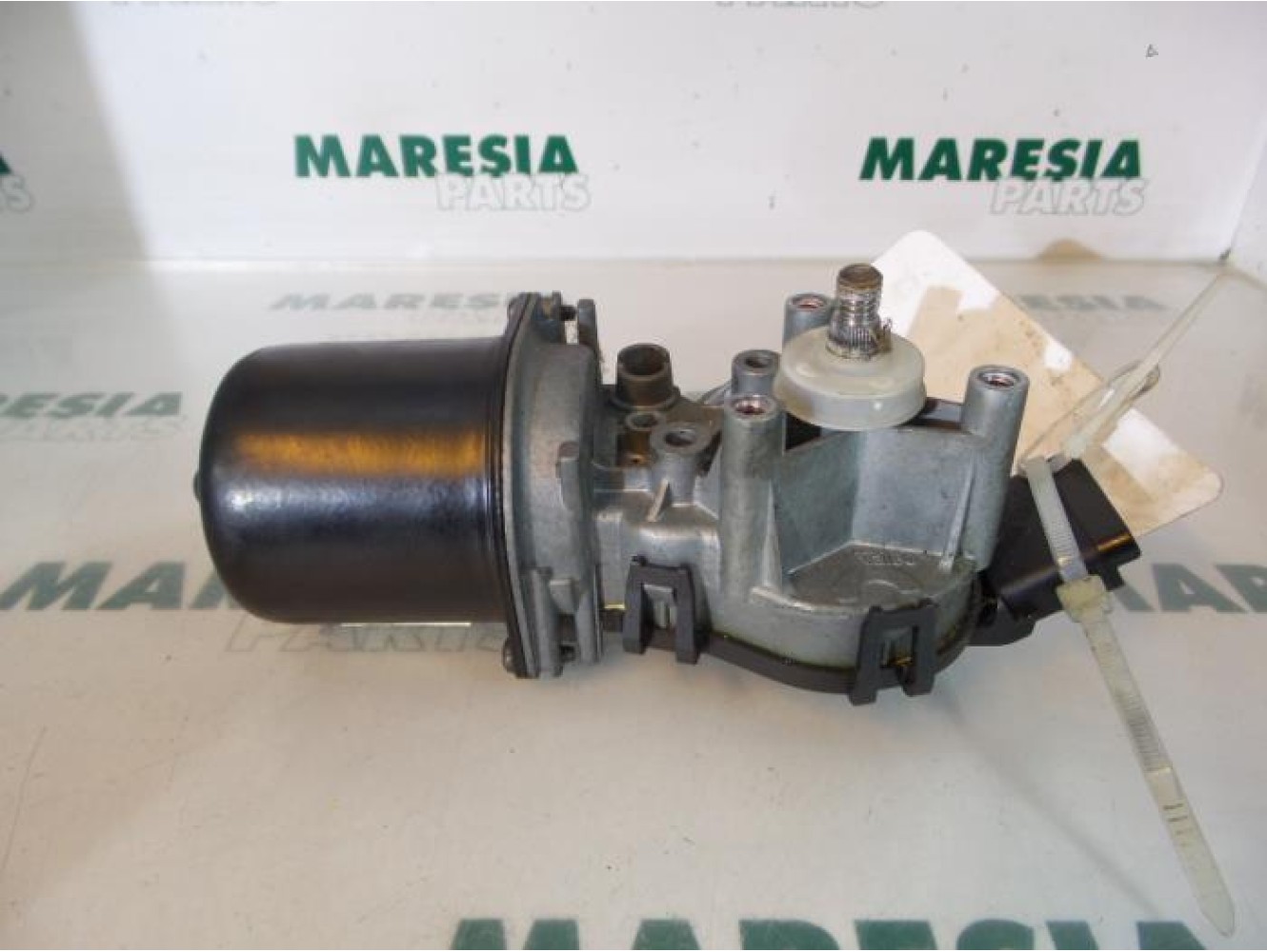 Renault - Kangoo - Front wiper motor