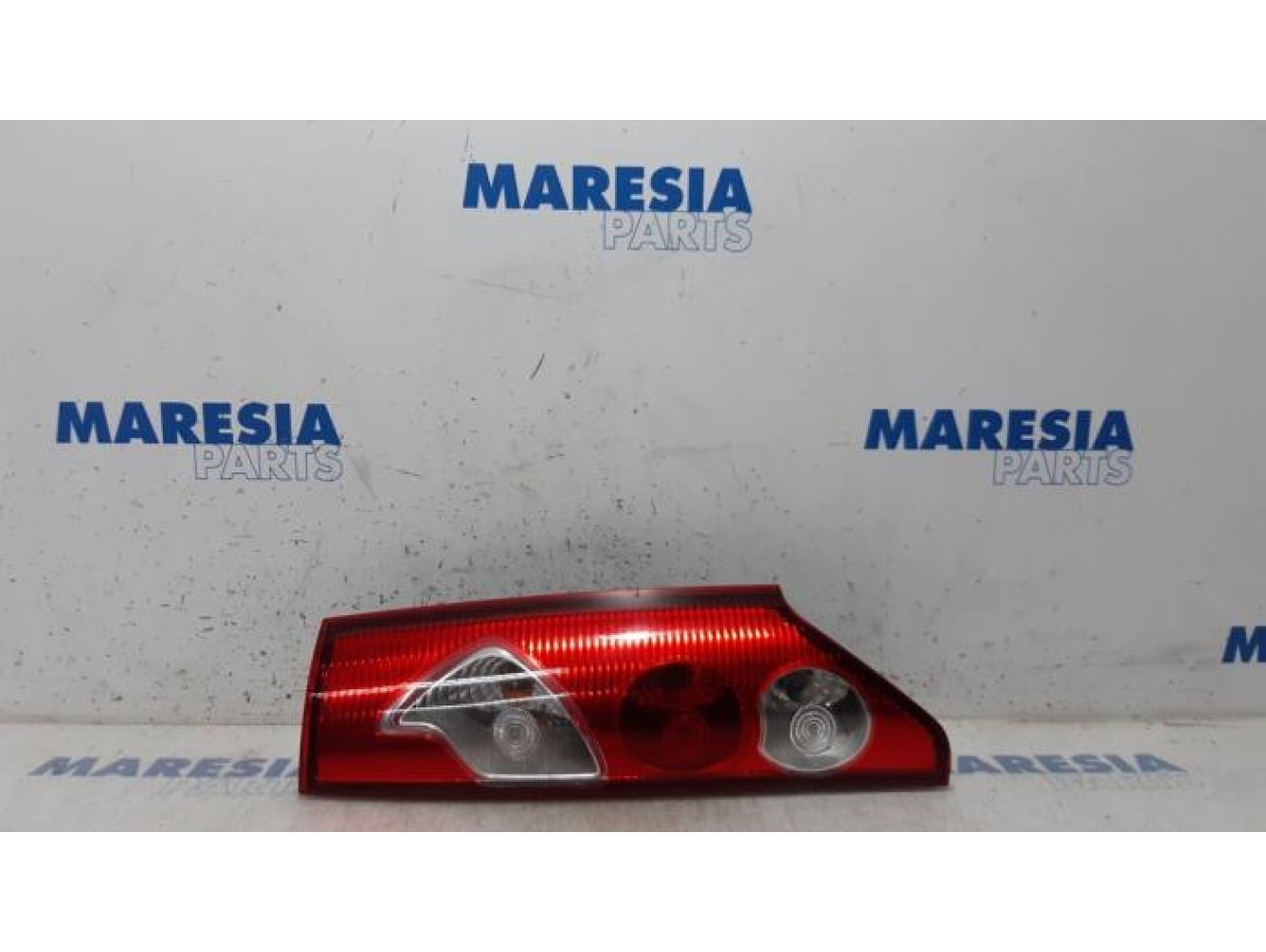Renault - Kangoo - Taillight, right