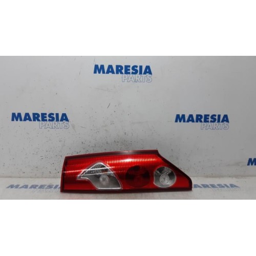 Renault - Kangoo - Taillight, right