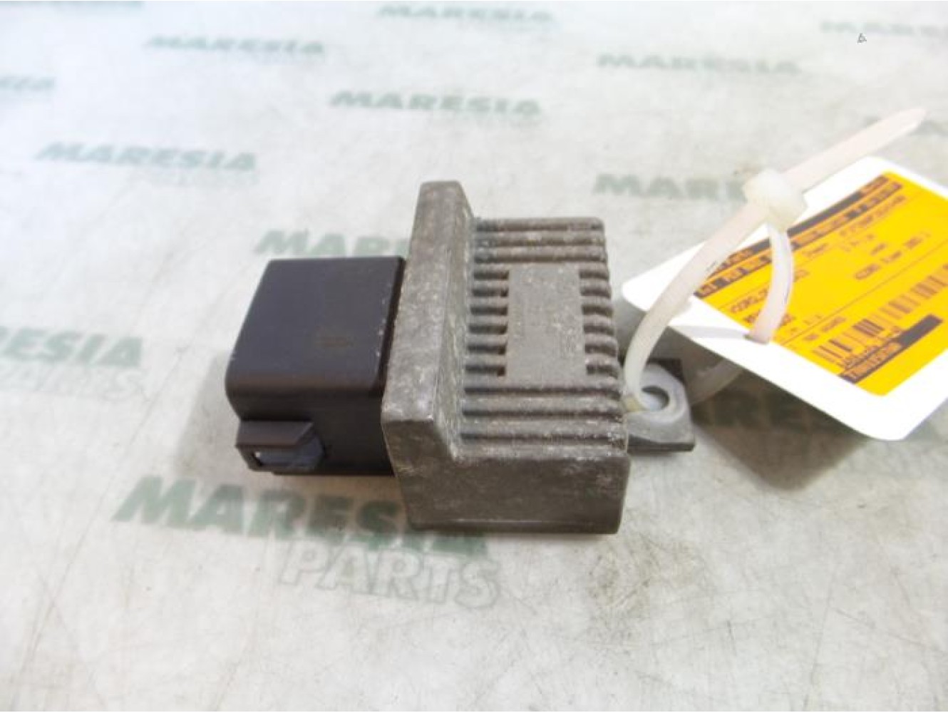 Renault - Kangoo - Glow plug relay