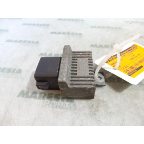 Renault - Kangoo - Glow plug relay