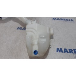 Citroen - C3 - Front windscreen washer reservoir