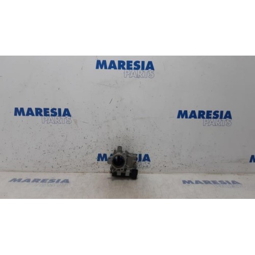 Peugeot - Bipper - Throttle body