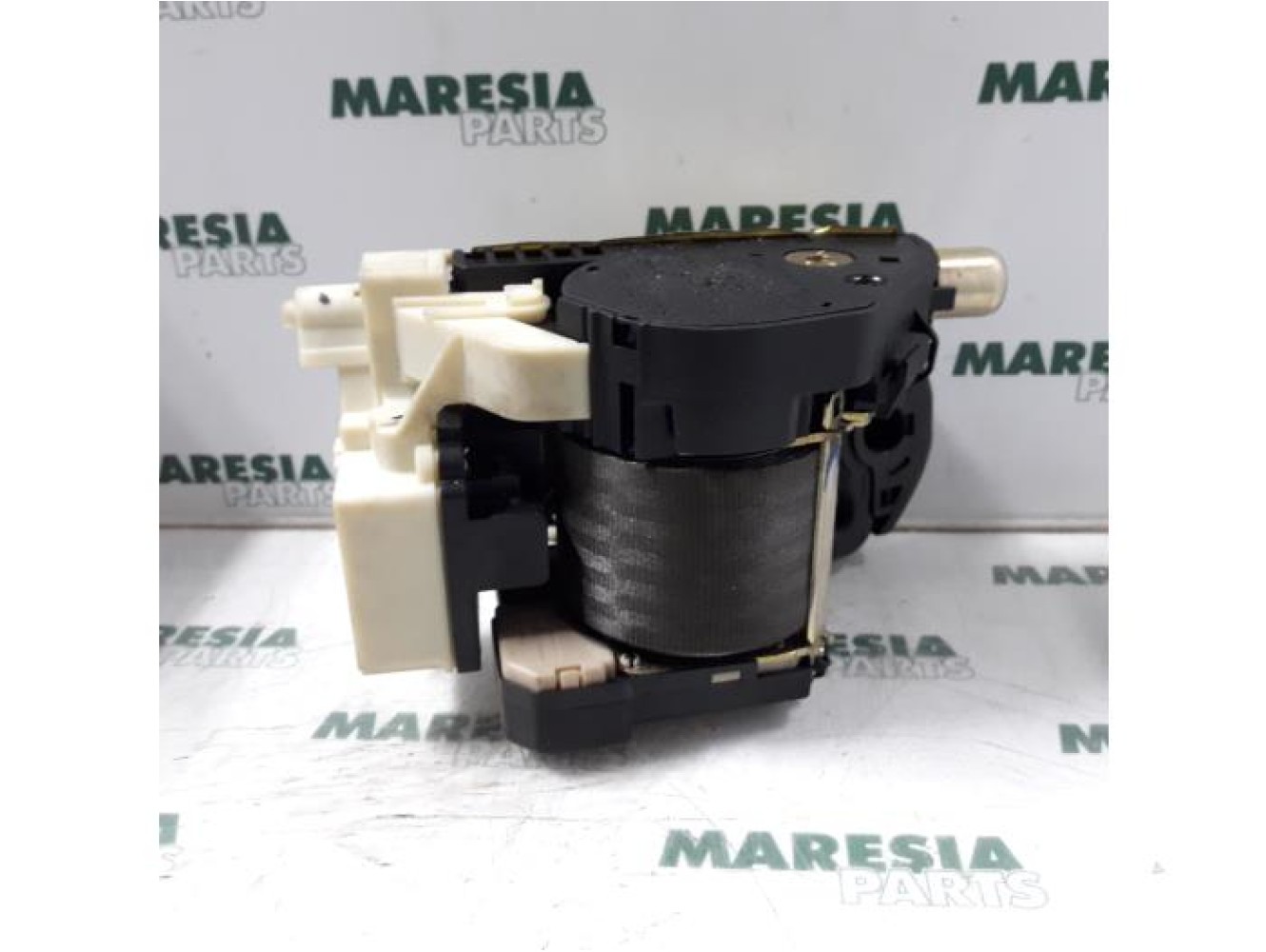 Fiat - Punto - Front seatbelt, right
